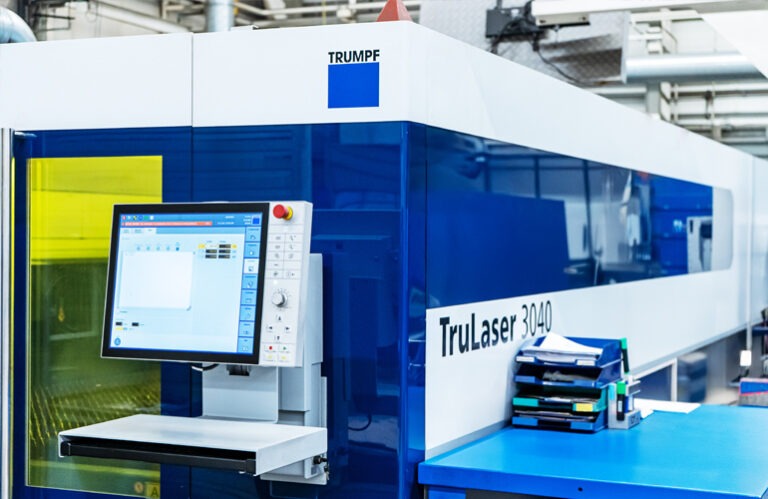 Laser cutting system for automated sheet metal processing: Precision laser cutting of metal sheets using the latest laser technology.