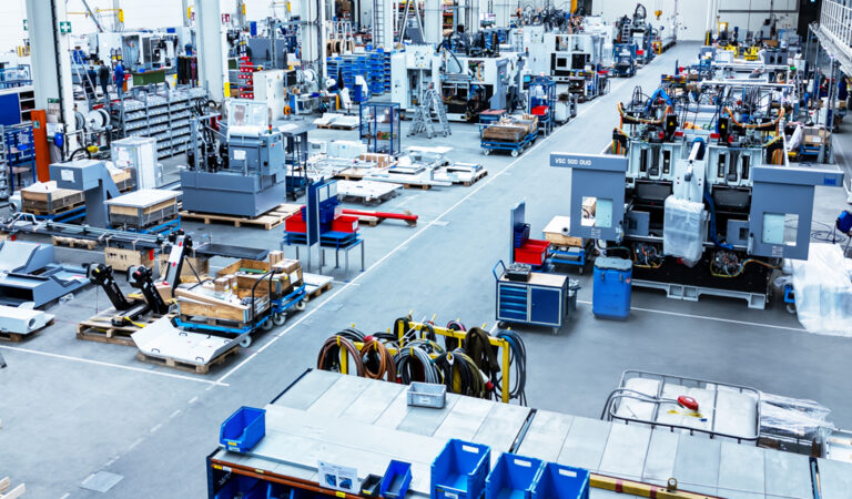 Assembly stations with modern equipment for the precision implementation of complex projects