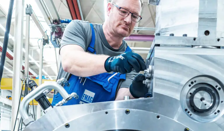 Spindle construction