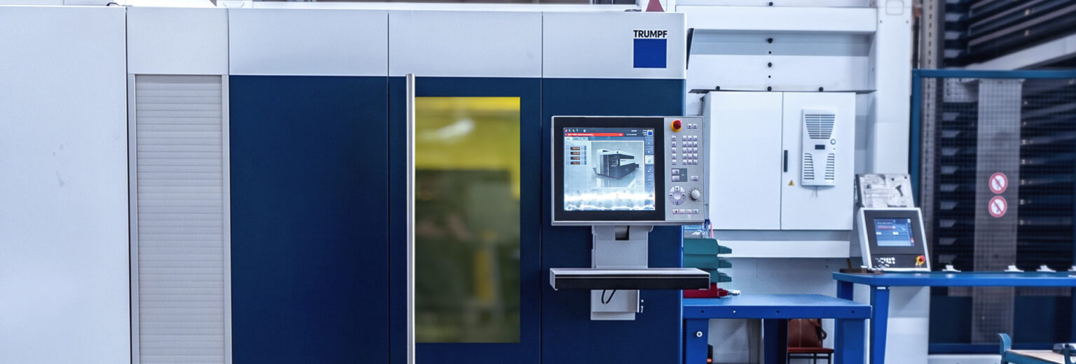 Trumpf TruLaser 3040 performing CNC laser cutting – precision sheet metal processing in contract manufacture
