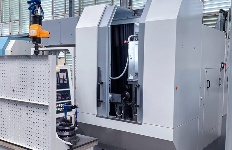 Elb Schliff Micro Cut grinding machine for machining Hirth tooth profiles.
